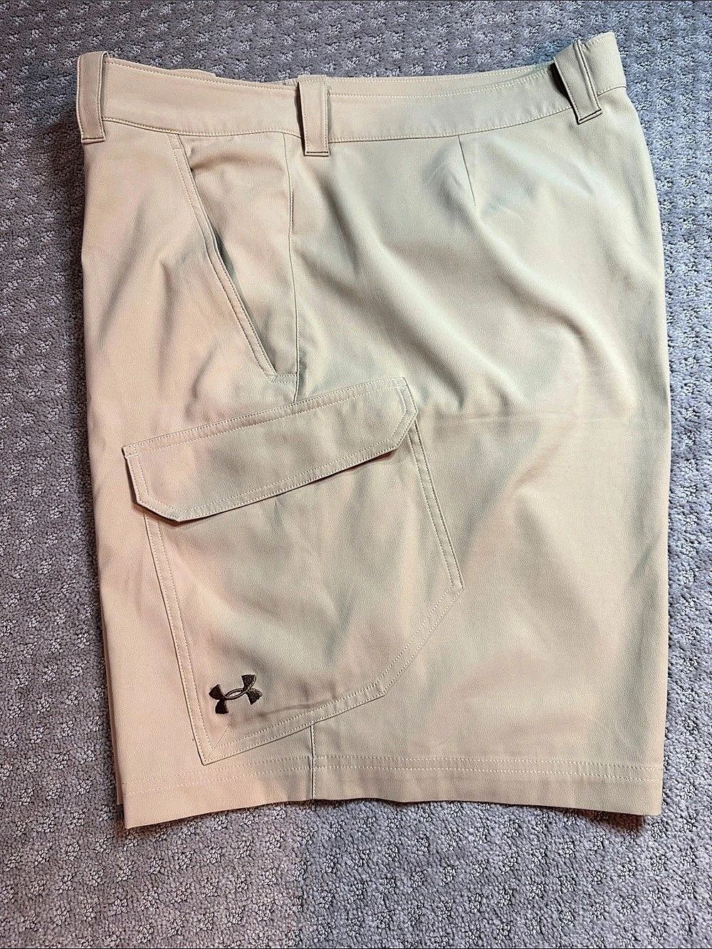 Under Armour Fish Hunter Cargo Short Men's Beige Shorts Size 42